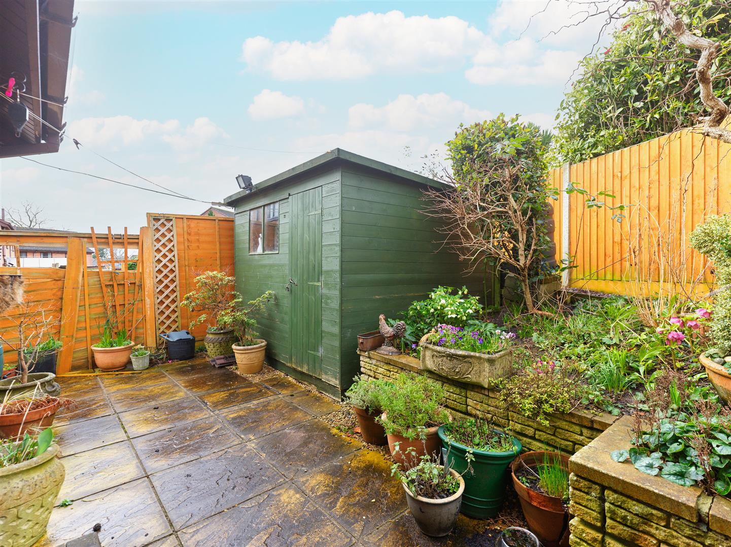 31, Jasmine Gardens, Oswestry, SY11 1UA Estate Agents & Auctioneers